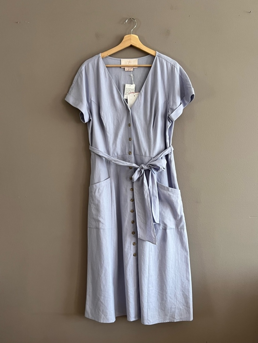 Gal Meets Glam Pale Lavender Button-Front Midi Dress with Tie Waist